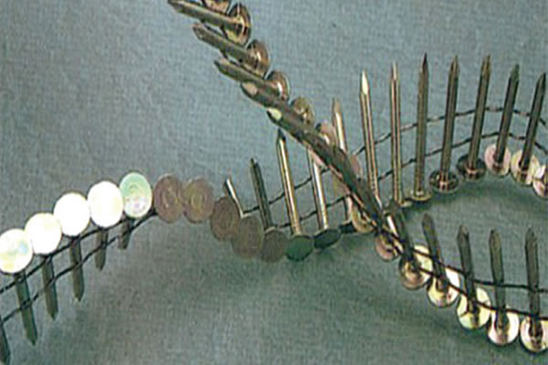  Alambre de acero para clavos 